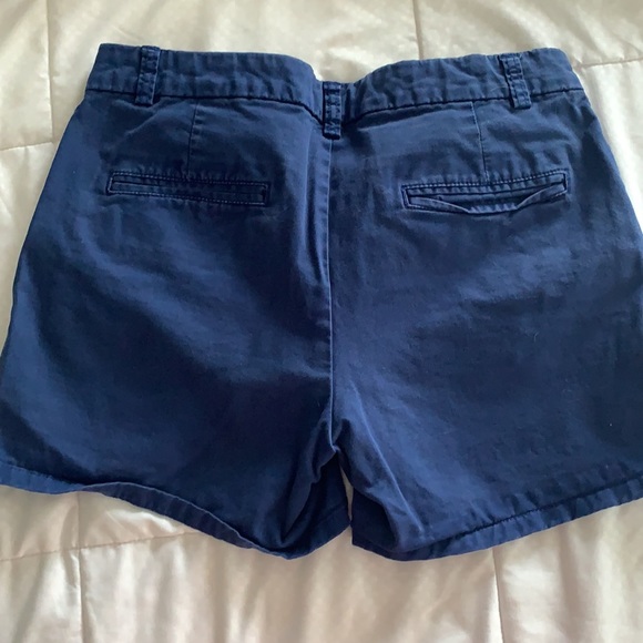 GAP SHORTS - Picture 3 of 7
